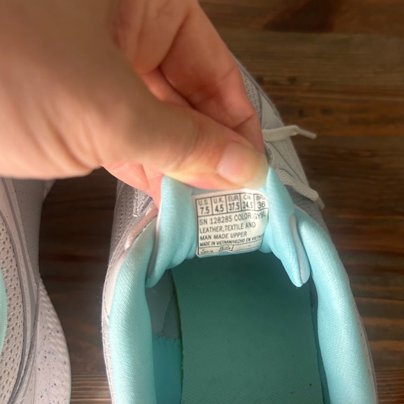 Skechers‎ GOrun Running Shoes Athletic Walking Comfort Sneakers Size 7.5 - Picture 5 of 7